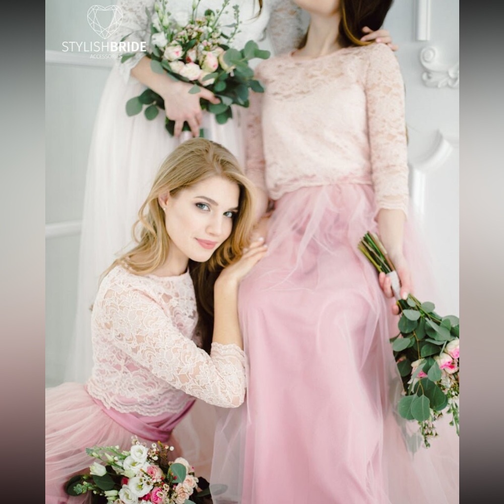 Stylish Bride Atelier lace top with satin cami - Picture 3 of 9